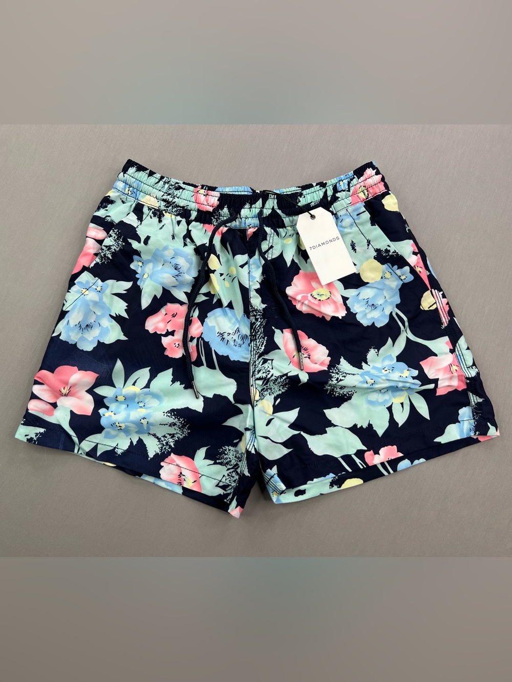 7 DIAMONDS MENS IN BLOOM FLORAL PRINT MESH LINED SWIM TRUNKS